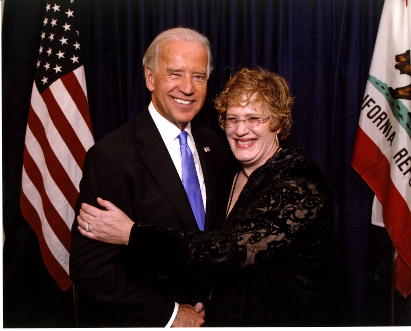 Vice President, Joe Biden and CA State Director of Volunteers, Laura Velkei at Pacific Design Center 